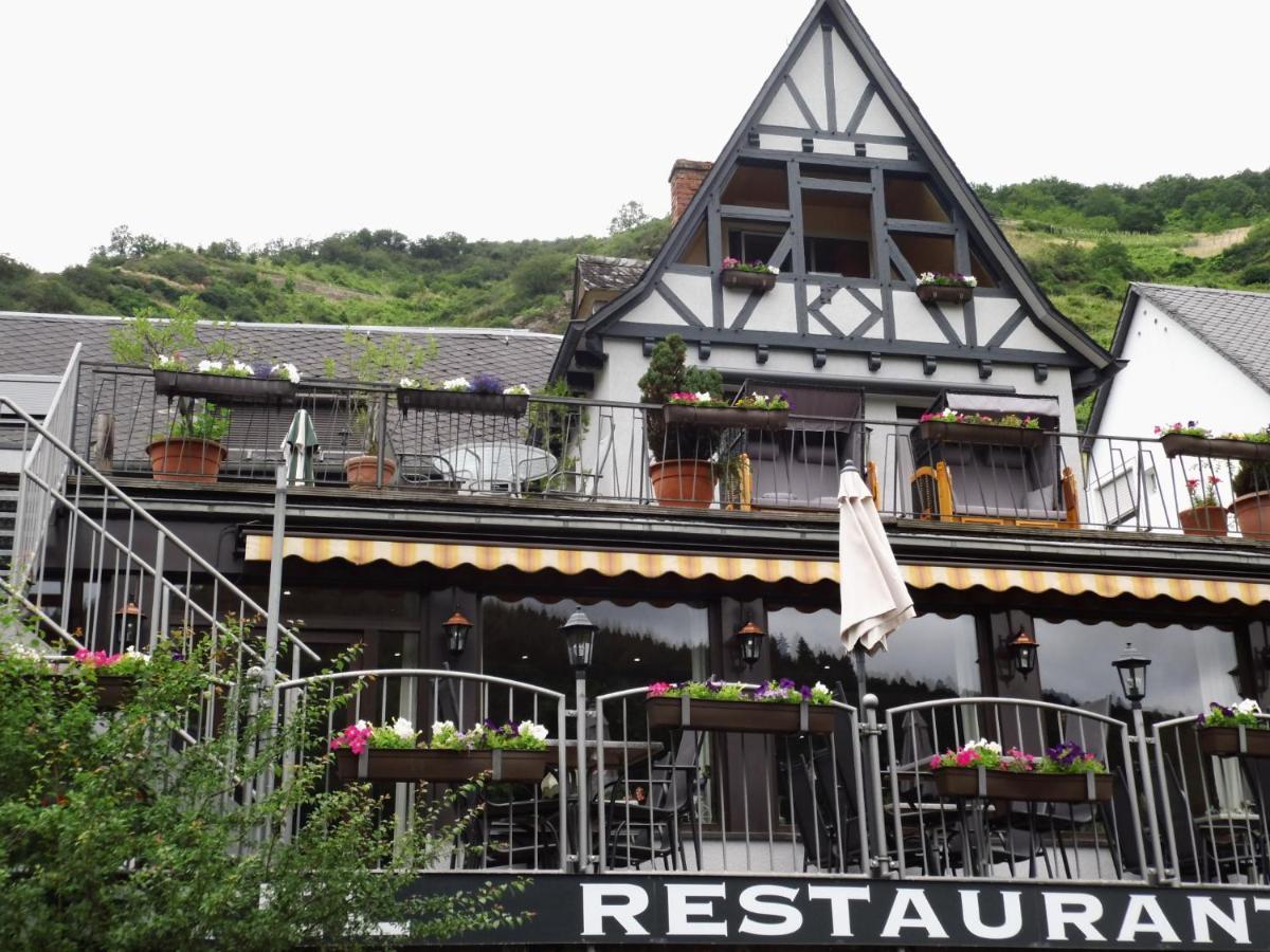 Hotel Restaurant Zum Valwiger Herrenberg Exterior photo